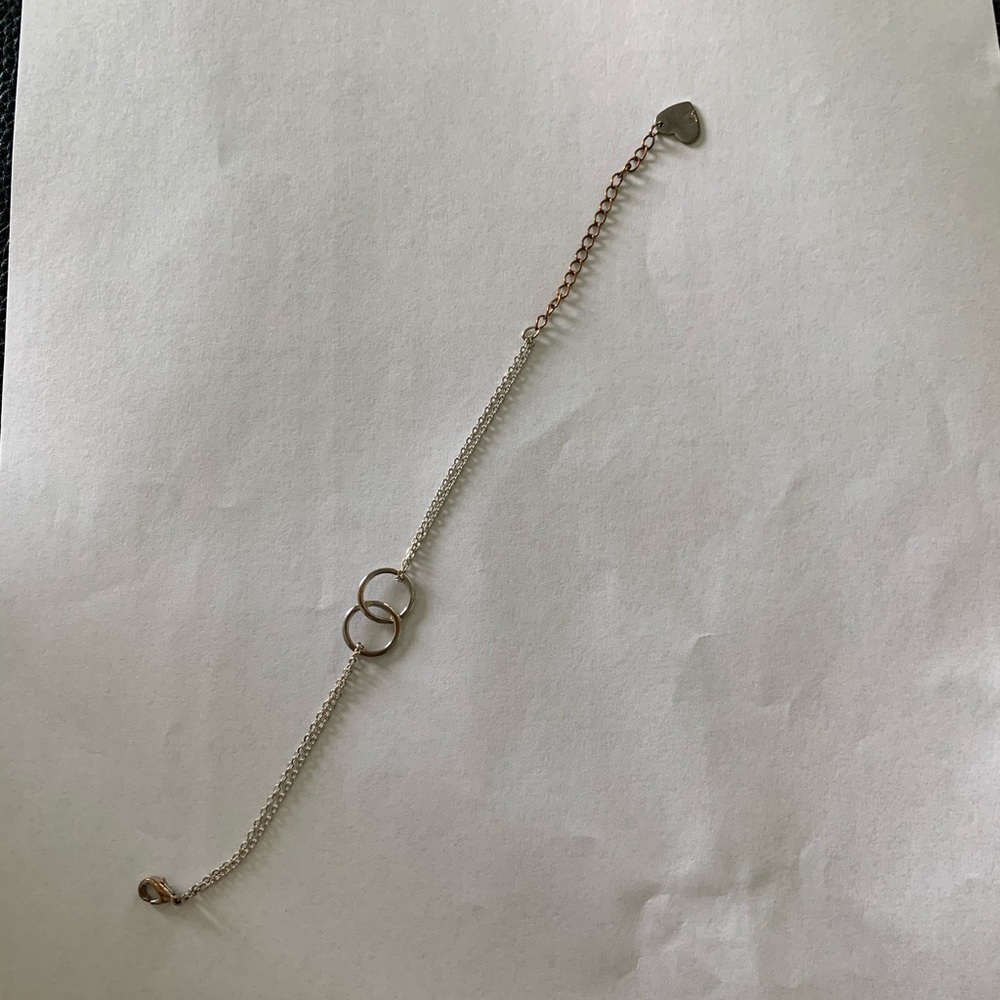Brandy Melville bracelet